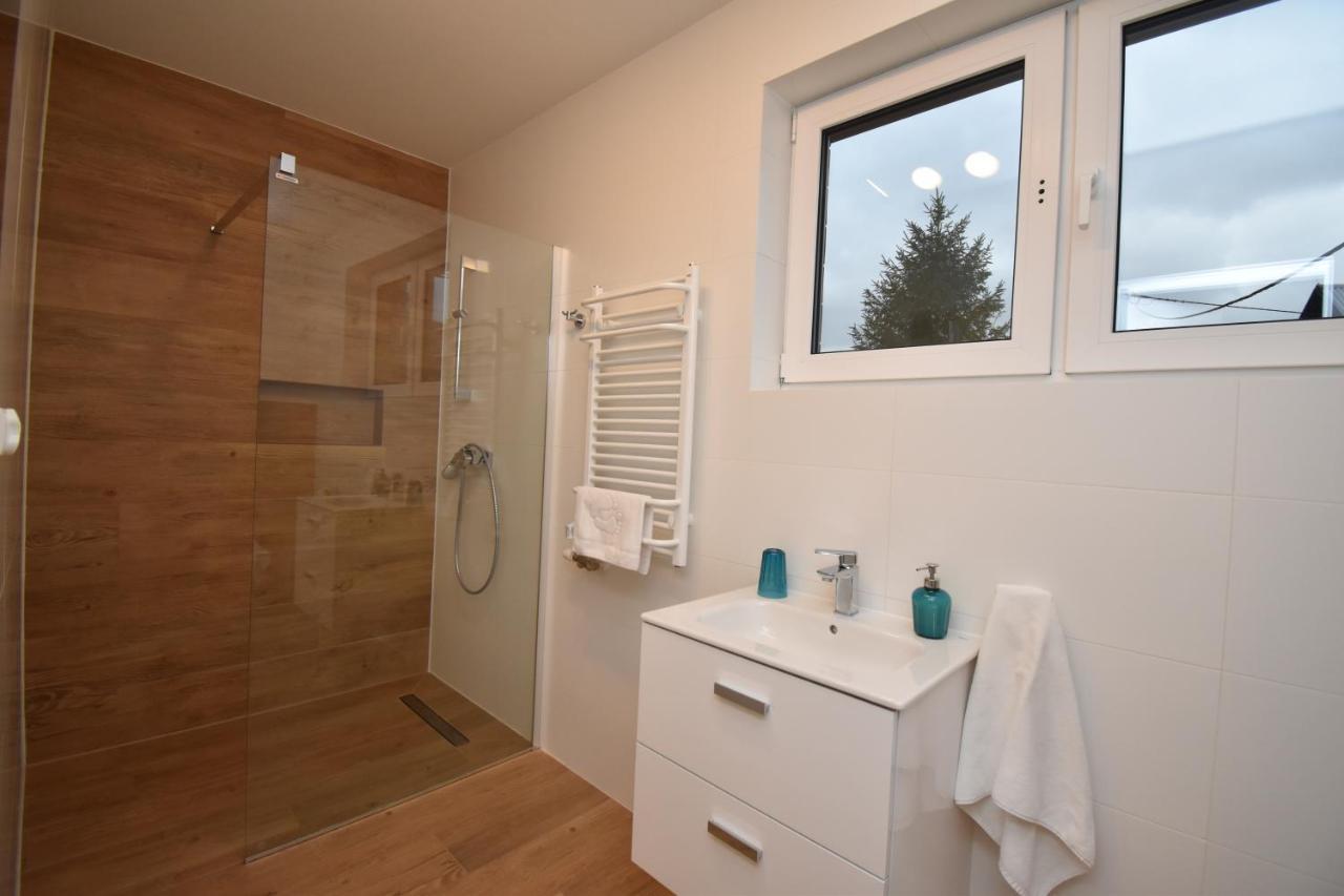 Apartamenty Pod Skalitem Щирк Экстерьер фото